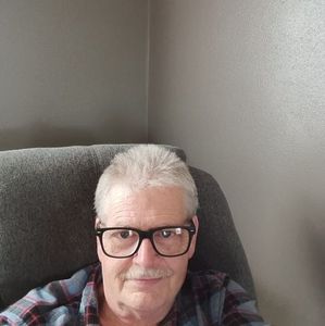 Meet your Posher, Bob